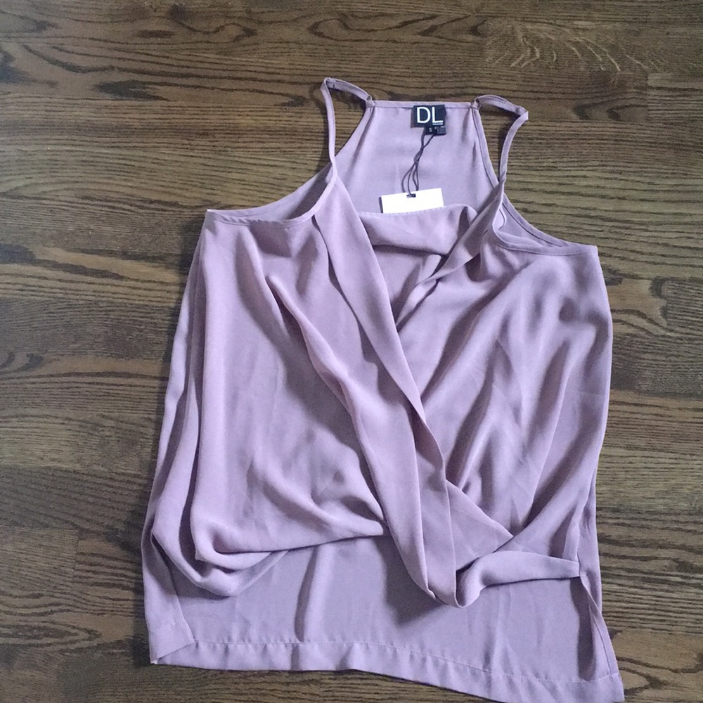 Lovely flowing tank top NWT